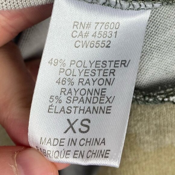 Chaser Green Camo Long Sleeve Sweatshirt Size XS Camouflage Open Back Sweater - Picture 6 of 9